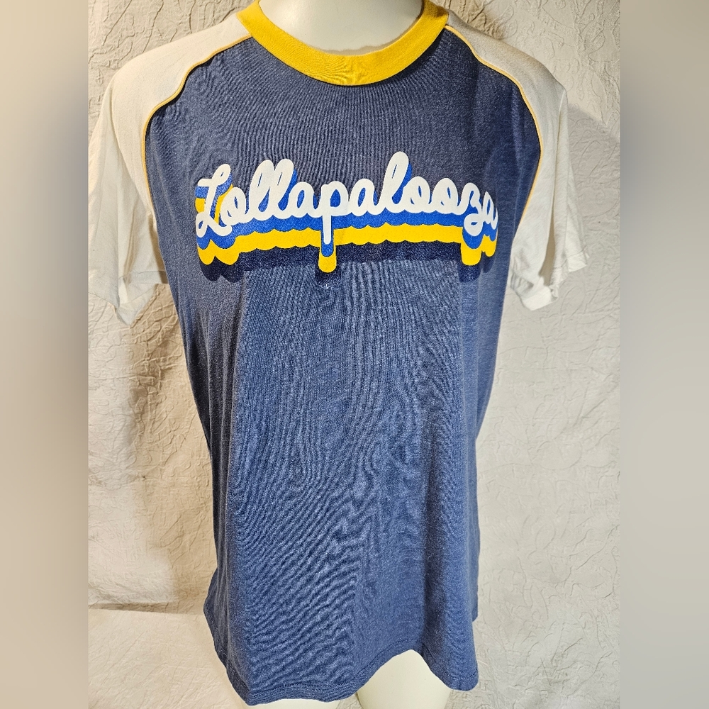 2018 Lollapalooza Women's Tee